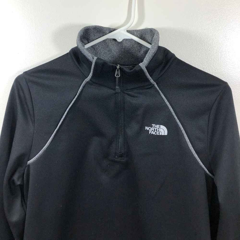 The North Face long Sleeve pullover Size Large - Picture 3 of 4